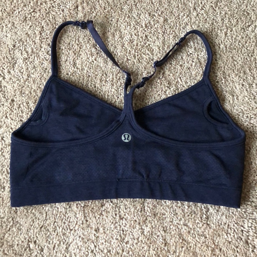 Lululemon sports bra!